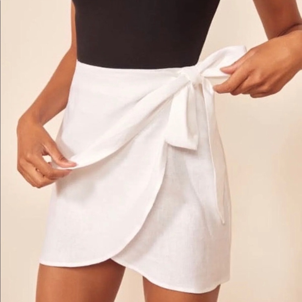 Reformation sax linen mini skirt